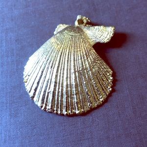 Gold leaf shell pendant